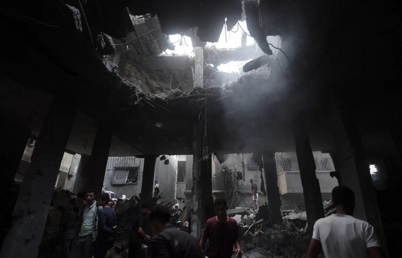 Gaza doctors give their own blood patients after scores gunned down seeking aid