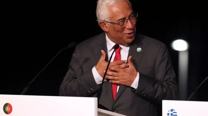 Portugal risks political crisis amid rift between prime minister and ... Portugals pm montenegro keep mostly same key ministers new cabinet after re