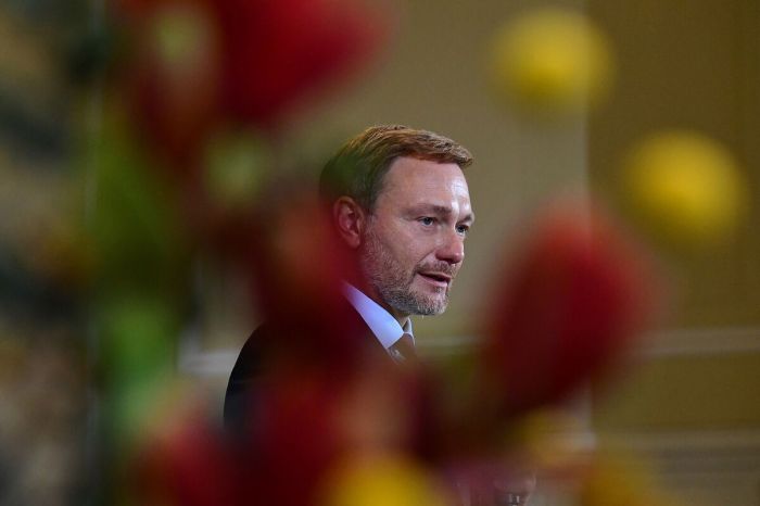 German Cabinet Approves a Lower 2024 Budget as It Eyes a Return to ... German cabinet set approve first tax relief package wednesday finmin says