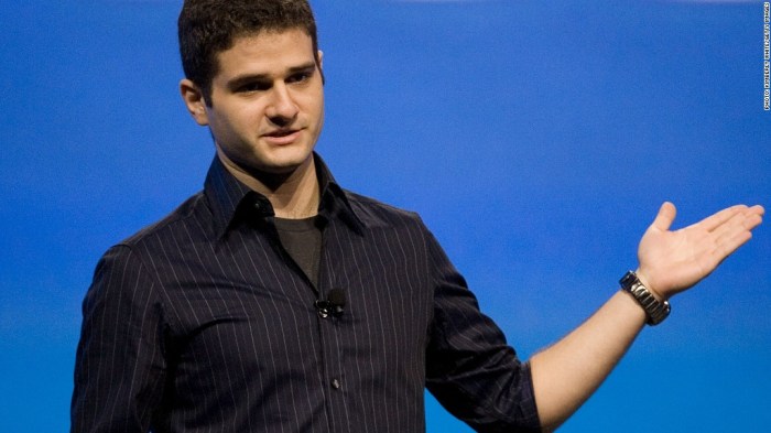 Cari tuna dustin moskovitz