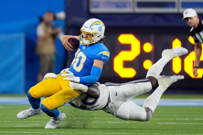 Dallas Cowboys bounce back to edge past Los Angeles Chargers | The ... Chargers sign olb bud dupree contract extension