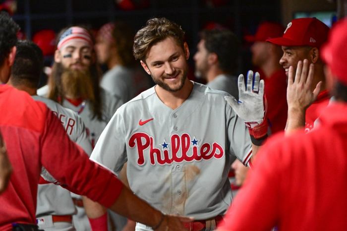 Brewers win sixth straight with 6-2 victory over Phillies | FOX Sports Brewers win seventh straight earning sweep phillies
