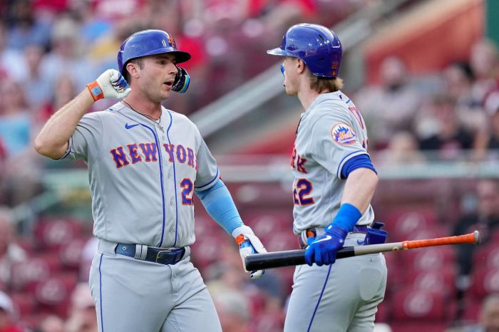 David Peterson, Mets gut out gritty shutout win over Marlins to cap ... David peterson fires first career shutout mets blank nationals