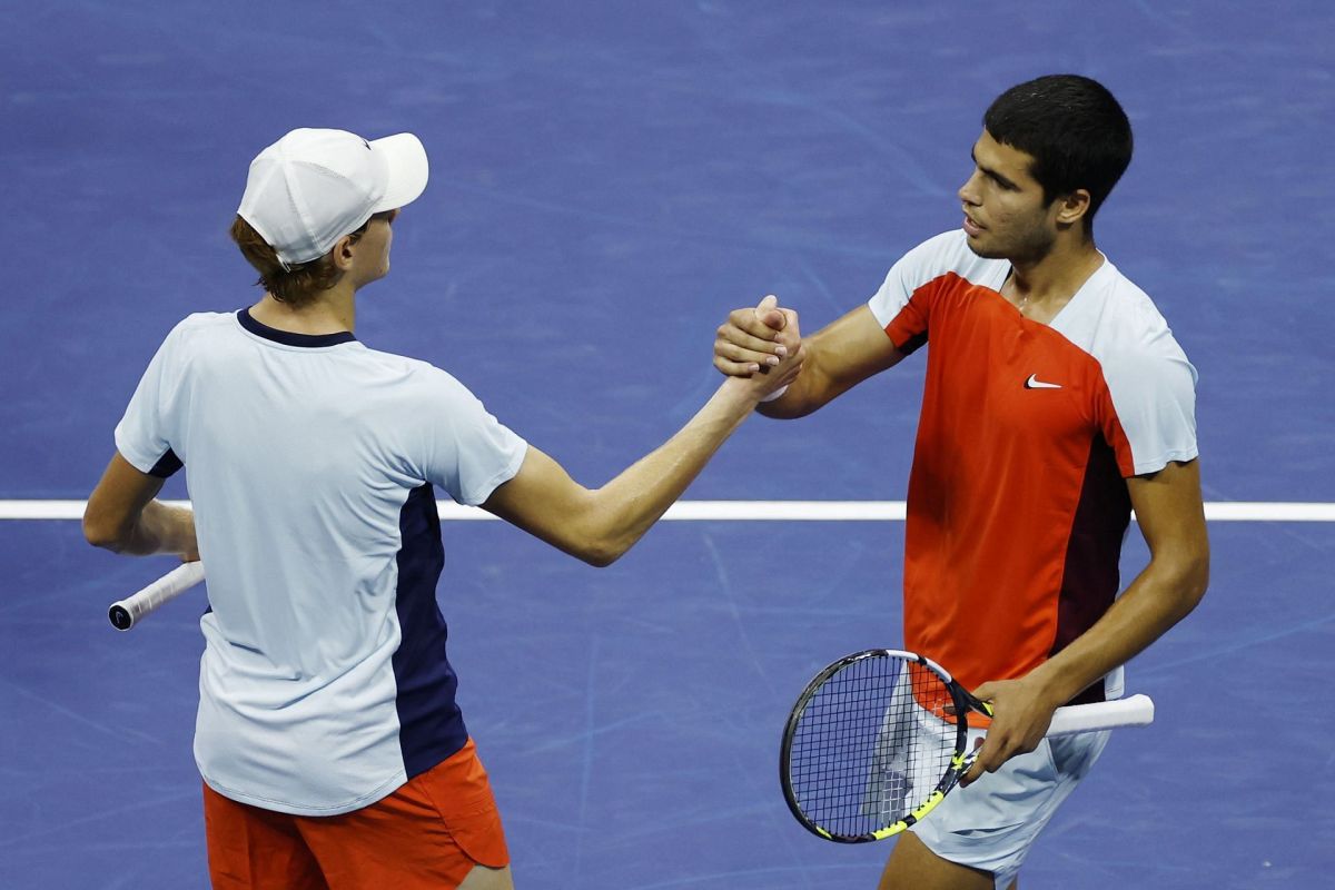 Carlos Alcaraz Defeats Jannik Sinner in Latest U.S. Open Finish Ever ... Sinner says rivalry with alcaraz just tonic sport needs