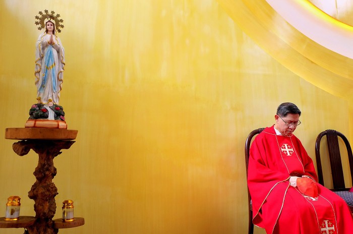 Filipino Cardinal Tagle is a Key Contender for the Next Pope Cardinal luis antonio gokim tagle pope francis sucessor contender
