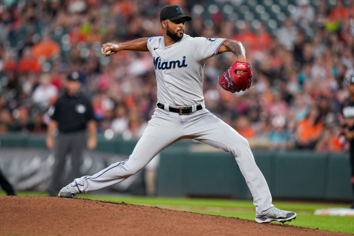 Marlins Hope to Get Back on Track Against Cardinals - ESPN 98.1 FM ... Marlins hope scoring punch continues vs rays