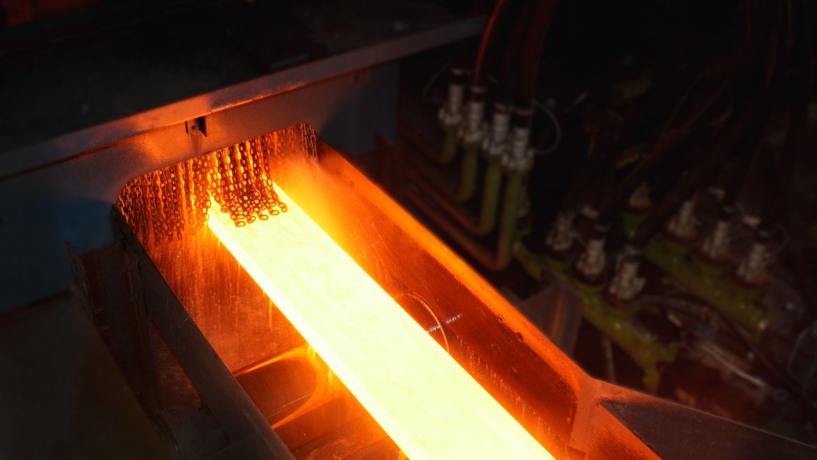 US agrees to lift taxes on British steel, aluminum Us steel aluminum imports uk remain 25