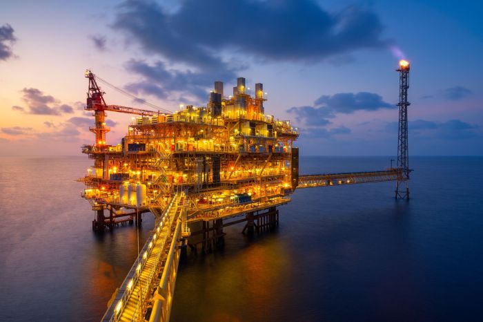 Is Palm Oil Bad for You? What You Need to Know | The Healthy Oil prices hold gains ahead us china trade talks