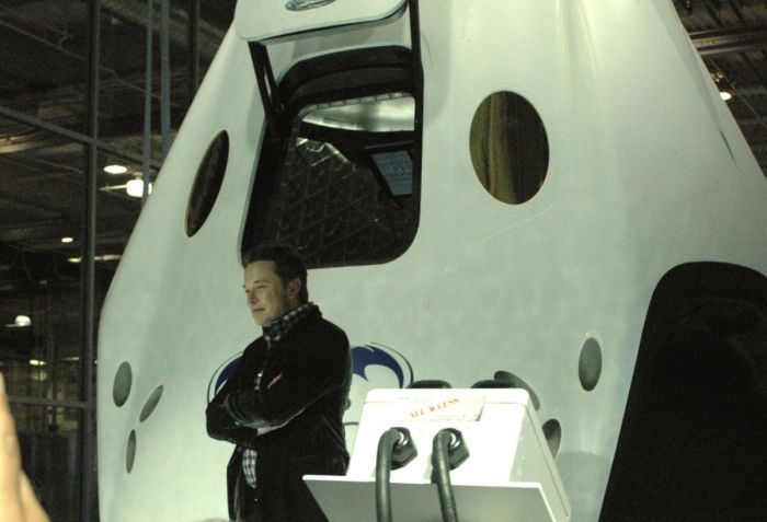 Watch: Donald Trump Joins Elon Musk for SpaceX’s Starship Launch | NT News Trump musk spat spacexs dragon travel ban