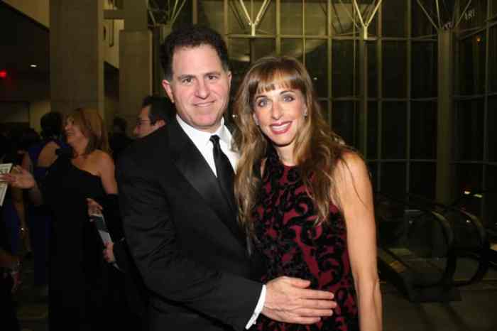 Susan Dell 7 Facts About Dell Michael Dell's Wife (Bio, Wiki) Michael dell susan dell