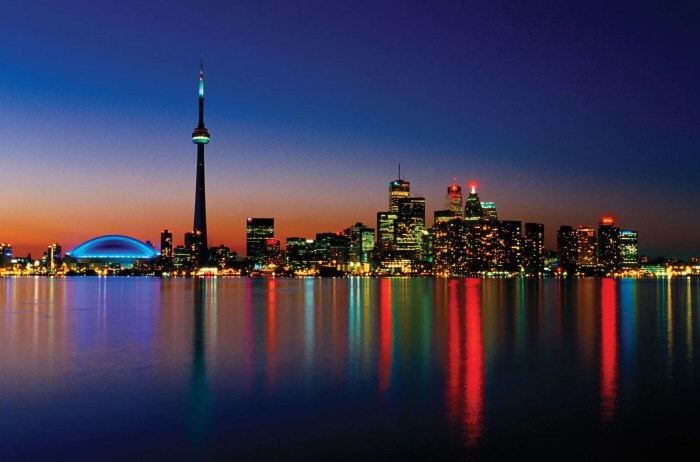 Cosa vedere a Toronto: i 10 luoghi da non perdere Toronto home sales rise most four months improved affordability