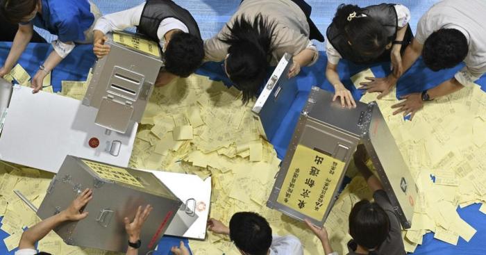 Japan main party pledges in Oct. 31 election | Reuters Japans ruling camp pledge cash handouts election campaigns local media say