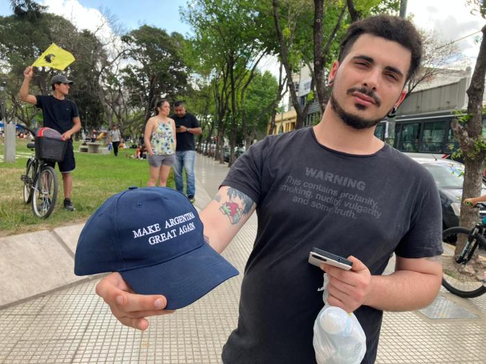 Argentine President Javier Milei proposes law punishing protest ... Argentinas milei insults spanish pm sanchez again