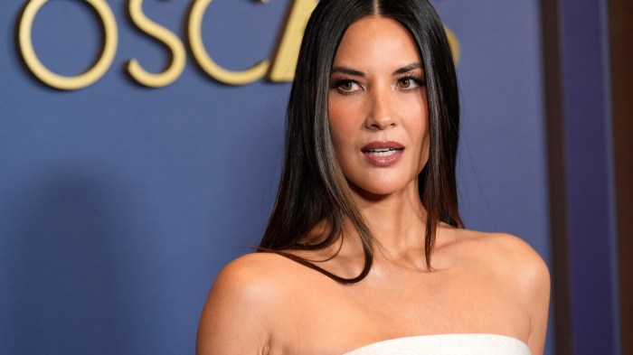 Olivia Munn Reveals She Was Diagnosed With Breast Cancer in 2023 | Glamour Olivia munn breast cancer awareness