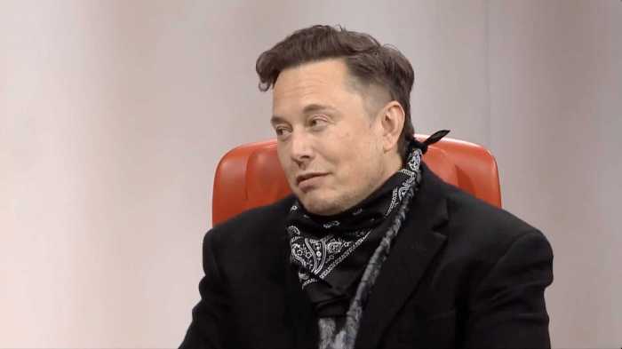 Elon Musk Sued by Shareholders for Disclosing Twitter Stakes Late ... Elon musk gets more time respond us sec lawsuit over twitter stake