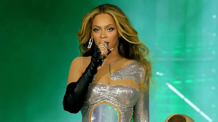 Beyoncé Named Greatest Pop Star of the 21st Century Beyonce honours black origins country music european cowboy carter tour